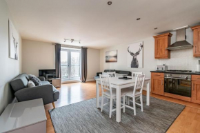 amazing apartments - Cables Wynd near The Shore - Free Parking